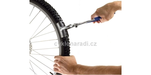 Kleště na rovnání pláště                                                                                                                                                                                                                                  